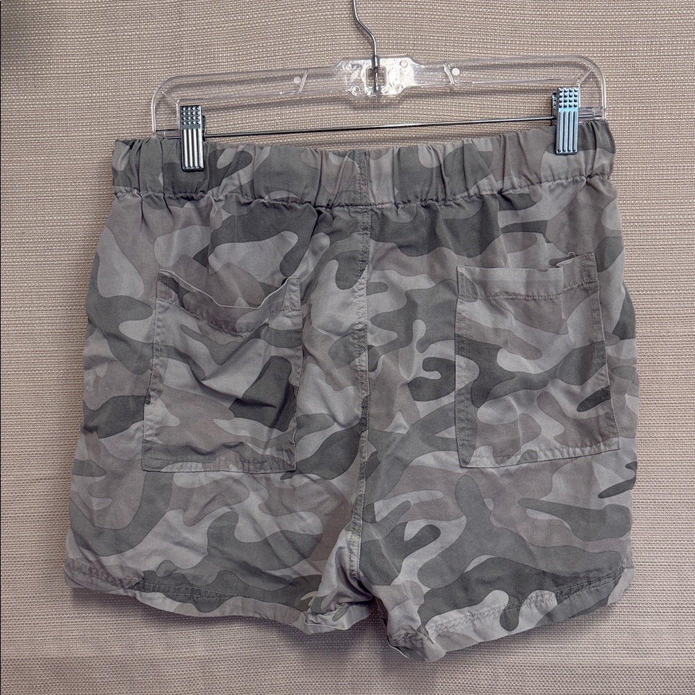 Thread & Supply Gray Camouflage Women's Cargo Shorts - Picture 3 of 5